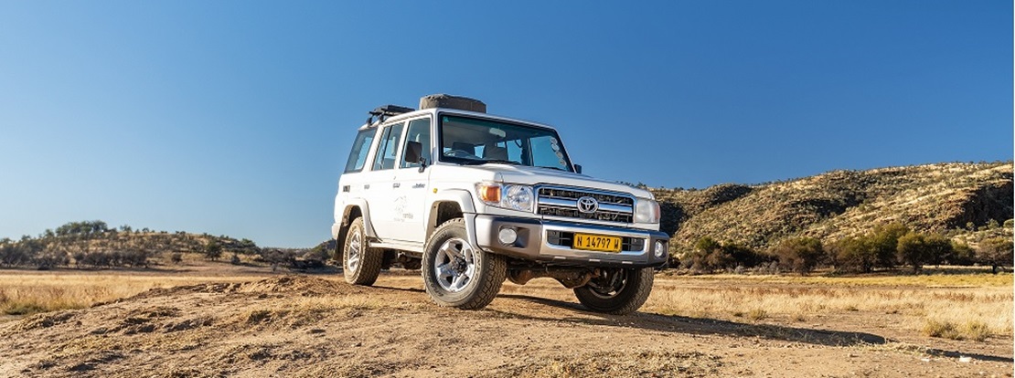 LANDCRUISER 78 SERIES TROOPER